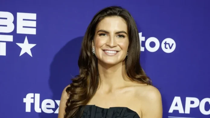 kaitlan collins smirk